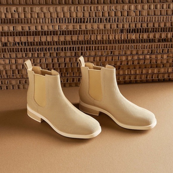 VIVAIA Beige Knit Chelsea Boots Water Resistant Slip‎ On Women's Size 8 EU 39 - Picture 4 of 14
